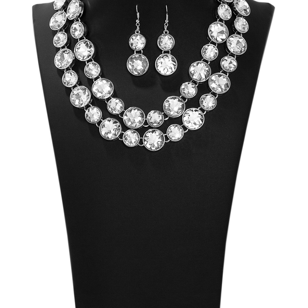 Zi necklaces  with earrings